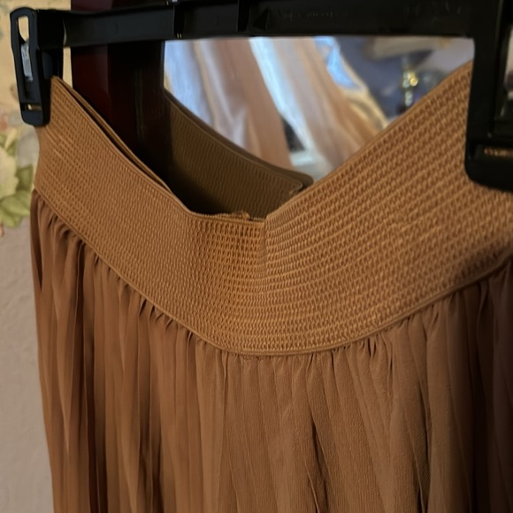 Slacks - Picture 6 of 7